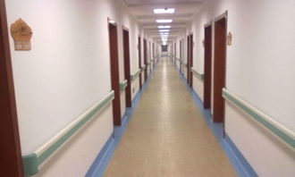 醫(yī)院幼兒園運(yùn)動(dòng)球場(chǎng)PVC塑膠地板施工