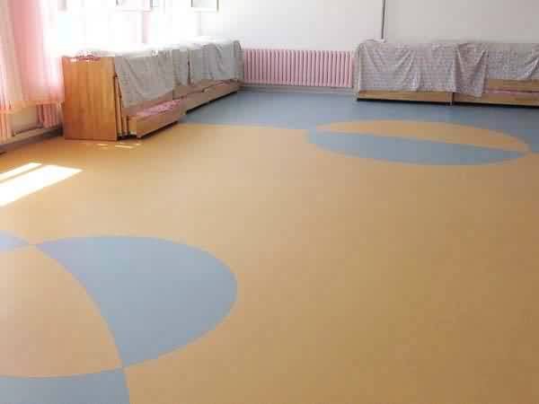河北保定市l(wèi)g幼兒園吸音塑膠地板